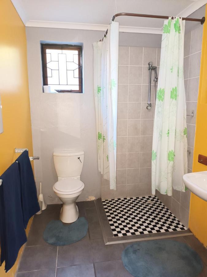 Peaceful 1-Bedroom Granny Flat In Sunnyside Grahamstown Kültér fotó